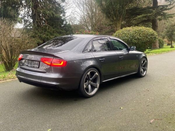 Audi A4 Saloon, Diesel, 2015, Grey