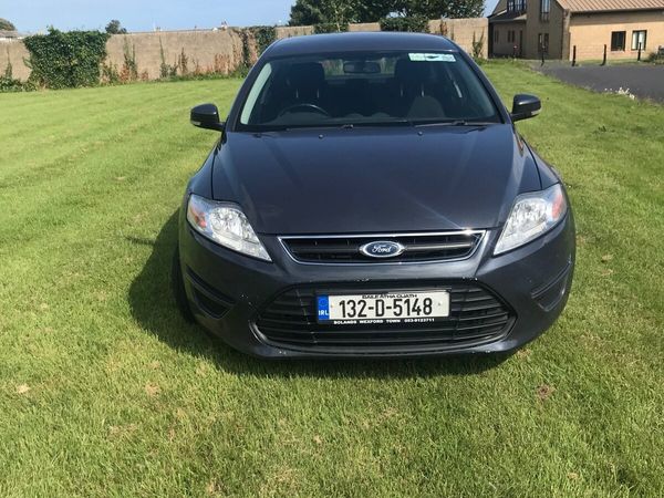 Ford Mondeo Saloon, Diesel, 2013, Grey