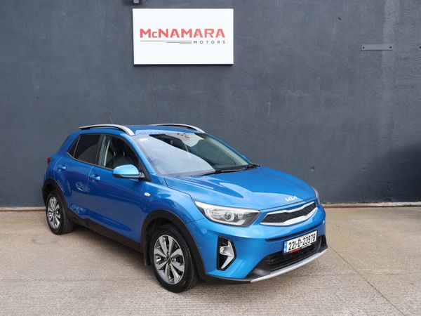 Kia Stonic Estate/Jeep, Petrol, 2022, Blue