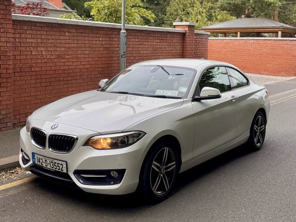 BMW 2-Series Coupe, Petrol, 2014, White