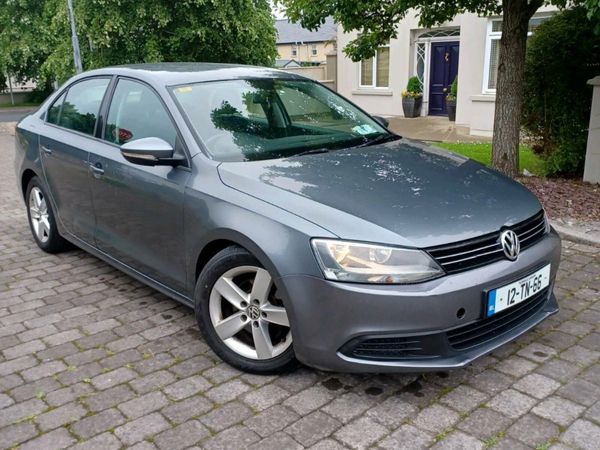 Volkswagen Jetta Saloon, Diesel, 2012, Grey