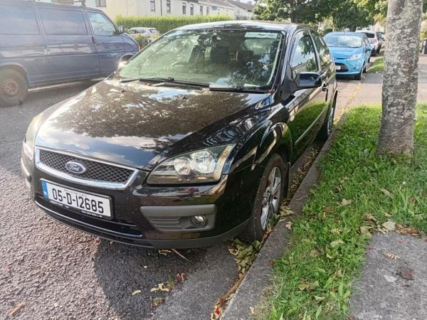 Ford Focus Hatchback, Petrol, 2005, Black