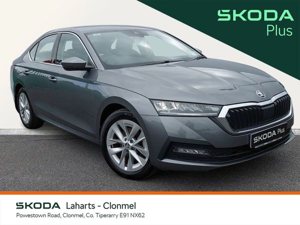 Skoda Octavia , Diesel, 2023, Grey