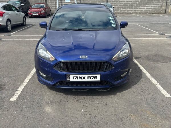 Ford Focus Hatchback, Diesel, 2017, Blue
