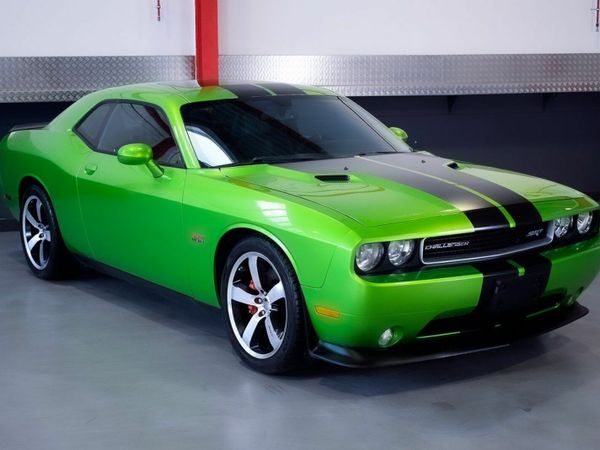 Other Other Saloon, Petrol, 2011, Green