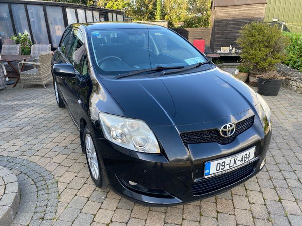 Toyota Auris Hatchback, Petrol, 2009, Black
