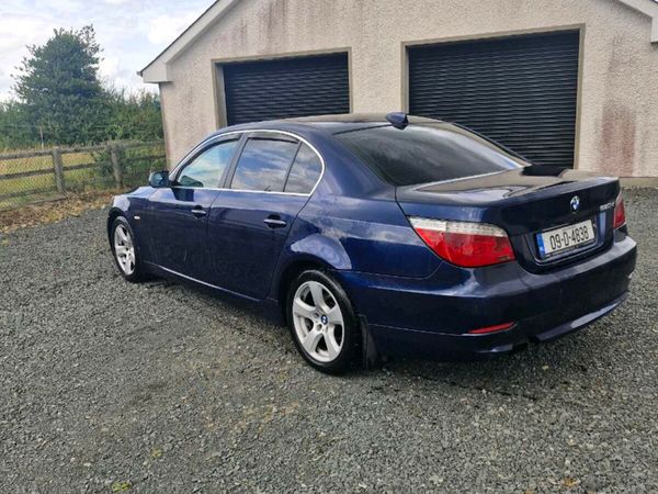 BMW 5-Series Saloon, Diesel, 2009, Blue