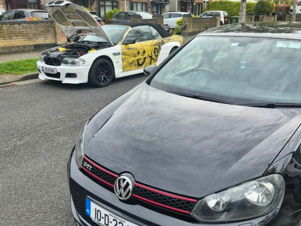Volkswagen Golf Hatchback, Petrol, 2010, Black
