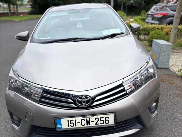 Toyota Corolla Saloon, Diesel, 2015, Bronze