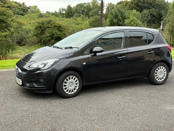 Opel Corsa Hatchback, Petrol, 2015, Black