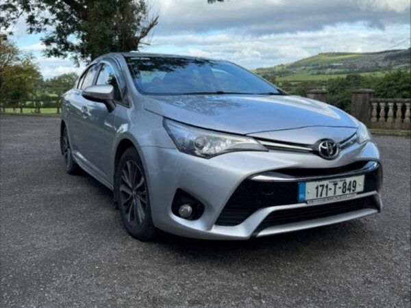 Toyota Avensis Saloon, Diesel, 2017, Grey