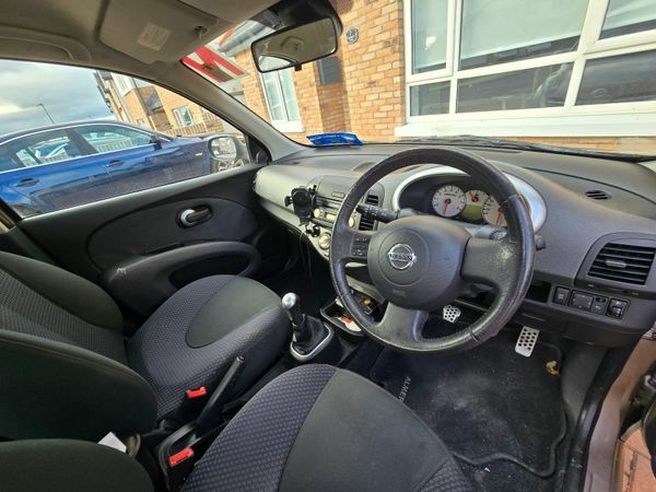 Nissan Micra Hatchback, Petrol, 2006, Gold