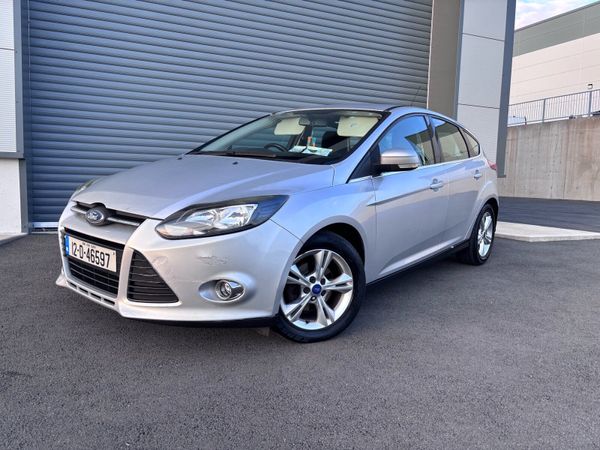Ford Focus Hatchback, Diesel, 2012, Silver