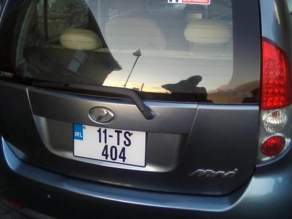 Toyota Yaris Hatchback, Petrol, 2011, Grey