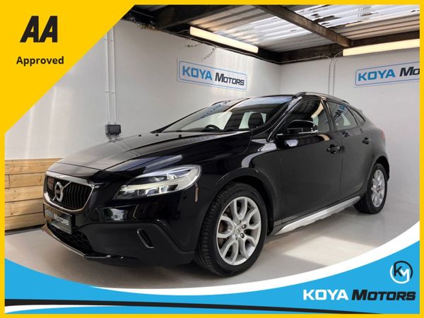 Volvo V40 Hatchback, Diesel, 2018, Black