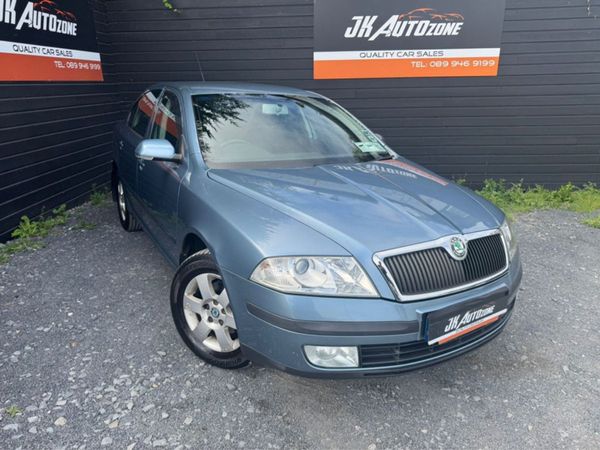 Skoda Octavia Hatchback, Diesel, 2008, Grey