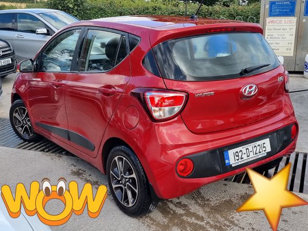 Hyundai i10 Hatchback, Petrol, 2019, Red