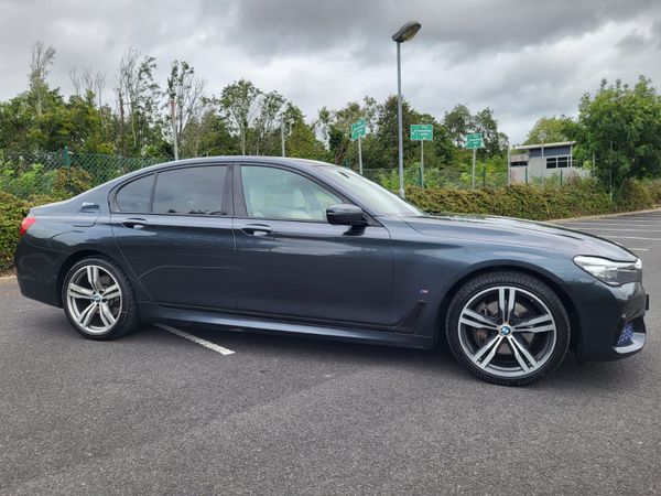 BMW 7-Series Saloon, Petrol Plug-in Hybrid, 2017, Grey