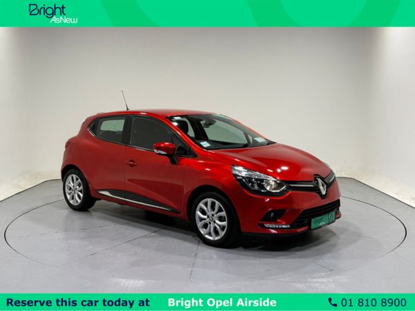 Renault Clio Hatchback, Petrol, 2019, Red