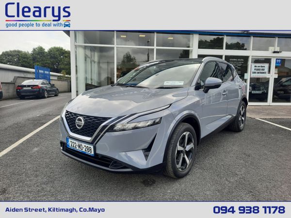 Nissan Qashqai MPV, Petrol, 2022, Grey