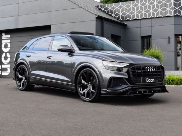 Audi Q8 , Diesel, 2019, Grey