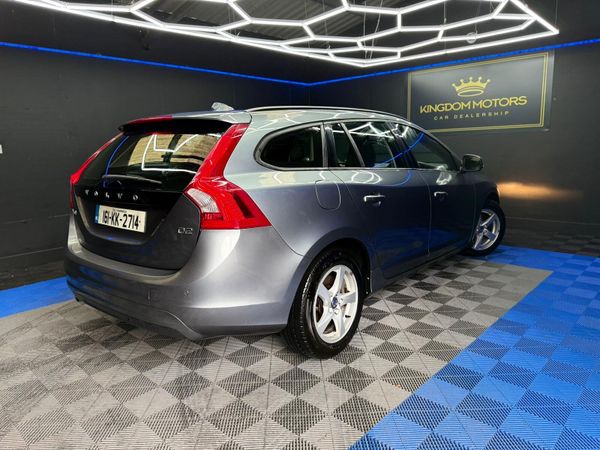 Volvo V60 Estate, Diesel, 2016, Grey