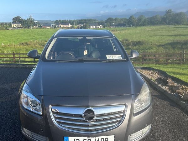 Vauxhall Insignia Estate, Diesel, 2012, Grey