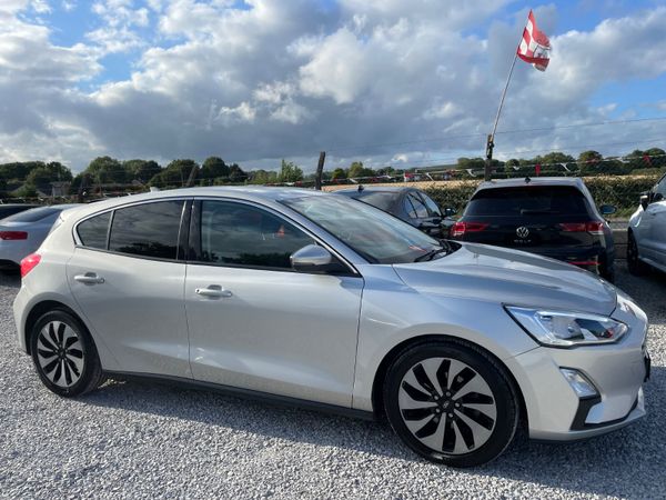 Ford Focus Hatchback, Diesel, 2019, Silver