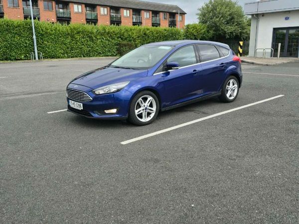 Ford Focus Hatchback, Petrol, 2017, Blue