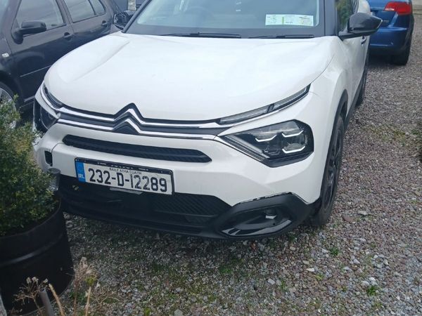 Citroen C4 Hatchback, Diesel, 2023, White
