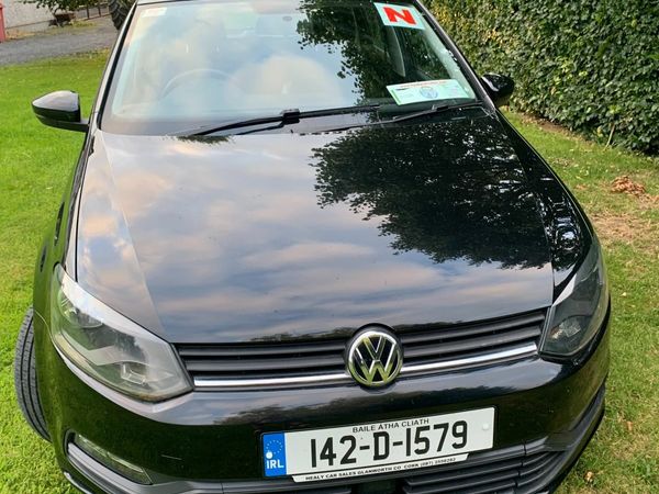 Volkswagen Polo Hatchback, Petrol, 2014, Black