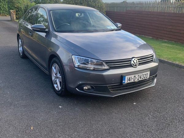 Volkswagen Jetta Saloon, Diesel, 2014, Grey