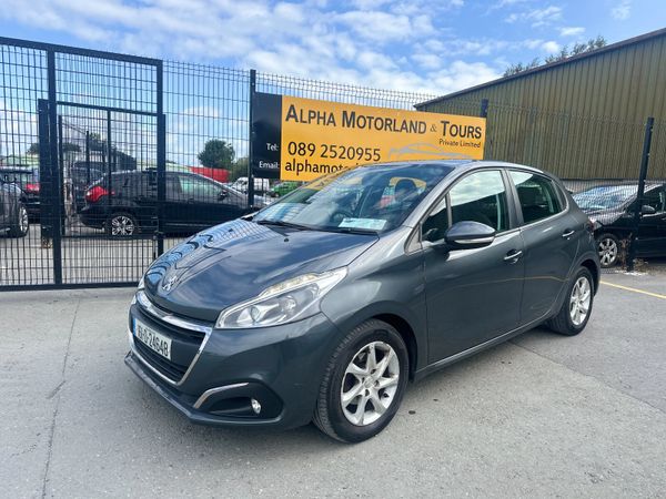 Peugeot 208 Hatchback, Petrol, 2016, Grey