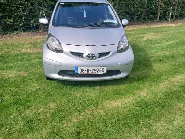 Toyota Aygo Hatchback, Petrol, 2006, Silver