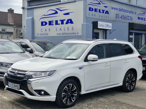 Mitsubishi Outlander SUV, Petrol Plug-in Hybrid, 2017, White