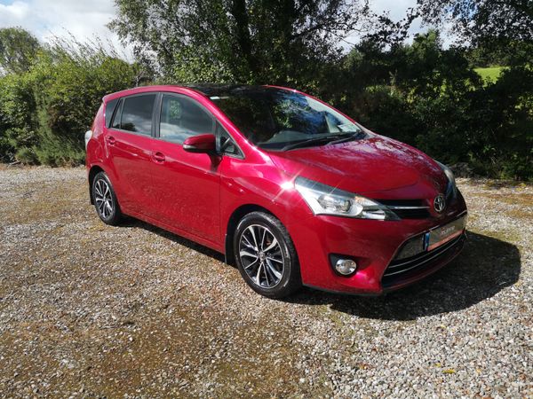 Toyota Verso MPV, Diesel, 2017, Red
