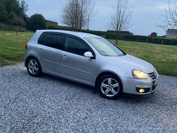 Volkswagen Golf Hatchback, Petrol, 2008, Silver