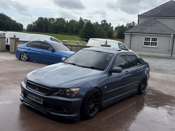 Lexus IS Saloon, Petrol, 2004, Blue