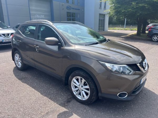 Nissan Qashqai Hatchback, Petrol, 2016, Brown