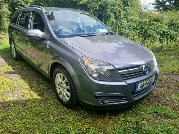 Opel Astra Estate, Petrol, 2006, Grey