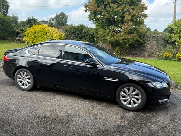 Jaguar XF Saloon, Diesel, 2016, Black