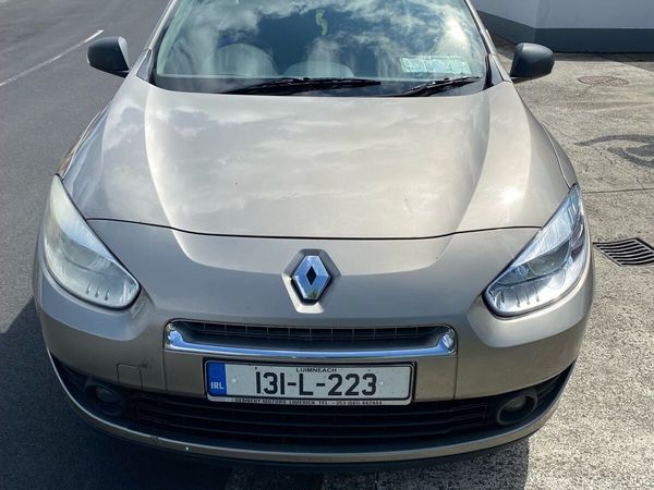 Renault Fluence Saloon, Diesel, 2013, Gold