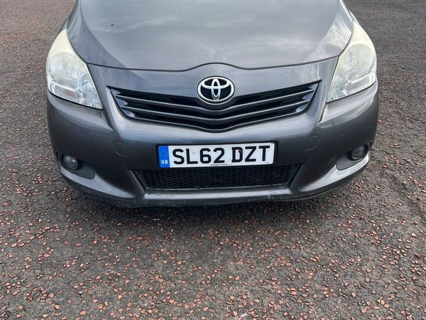 Toyota Verso MPV, Diesel, 2012, Grey