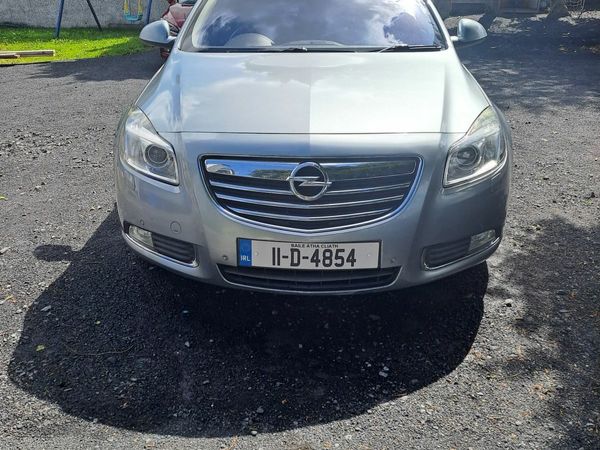Opel Insignia Hatchback, Diesel, 2011, Silver