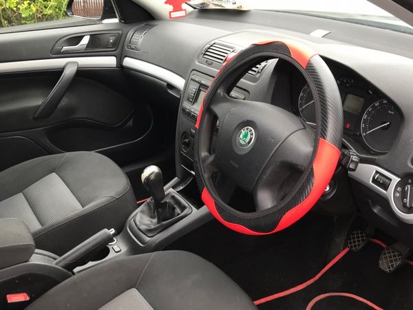 Skoda Octavia Hatchback, Diesel, 2008, Black
