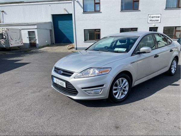 Ford Mondeo Saloon, Diesel, 2013, Silver