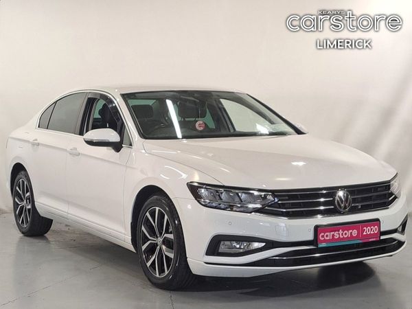 Volkswagen Passat Saloon, Diesel, 2020, White