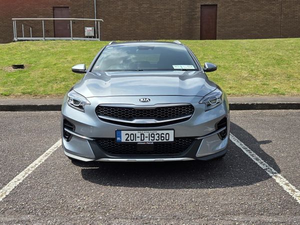 Kia XCeed Hatchback, Petrol, 2020, Grey