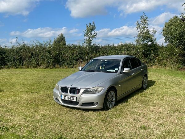 BMW 3-Series Saloon, Diesel, 2010, Silver