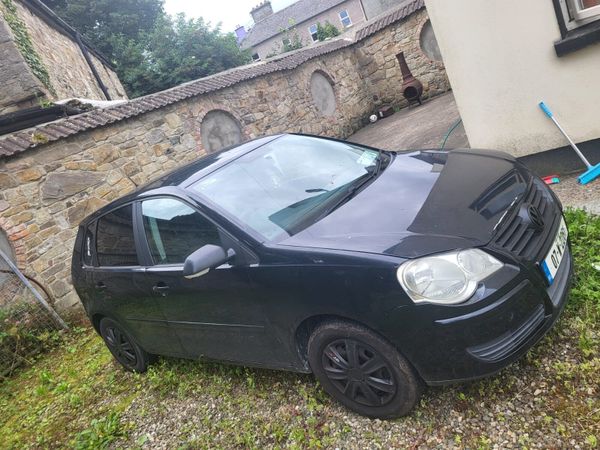Volkswagen Polo Hatchback, Petrol, 2007, Black